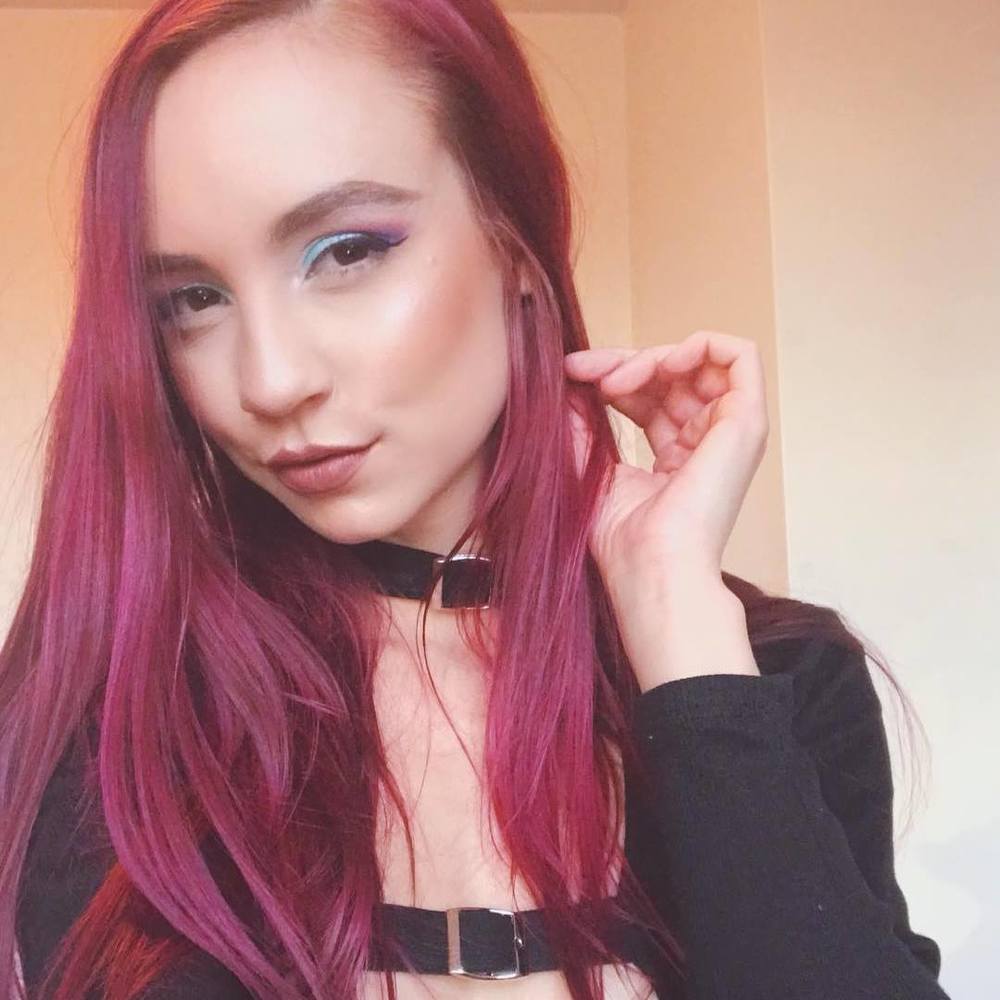 Meet your Posher, Laurel